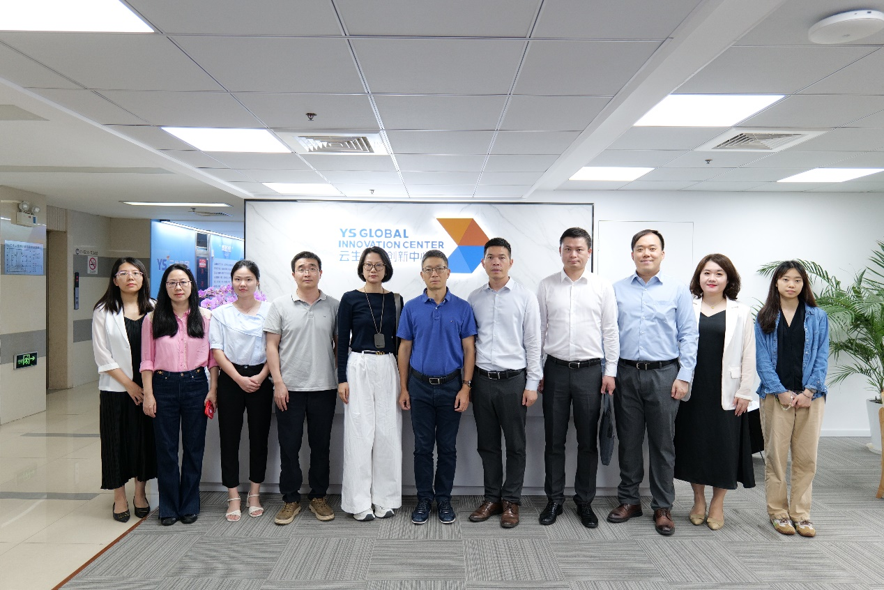 广州市白云区人力资源和社会保障局局长黄秉纲一行莅临太阳GG娱乐全球创新中心调研走访